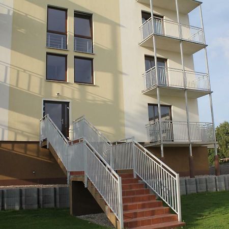 Apartament Kapitanski Bursztynowe Komnaty Darlowko Εξωτερικό φωτογραφία