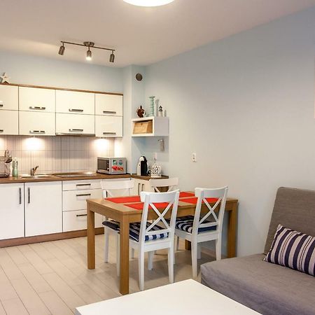 Apartament Kapitanski Bursztynowe Komnaty Darlowko Εξωτερικό φωτογραφία