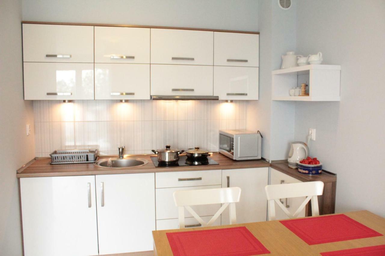Apartament Kapitanski Bursztynowe Komnaty Darlowko Εξωτερικό φωτογραφία