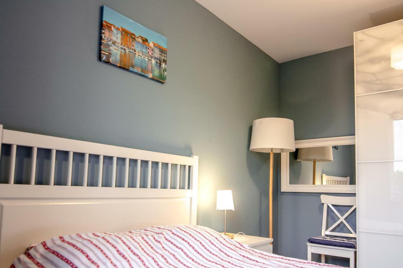 Apartament Kapitanski Bursztynowe Komnaty Darlowko Εξωτερικό φωτογραφία