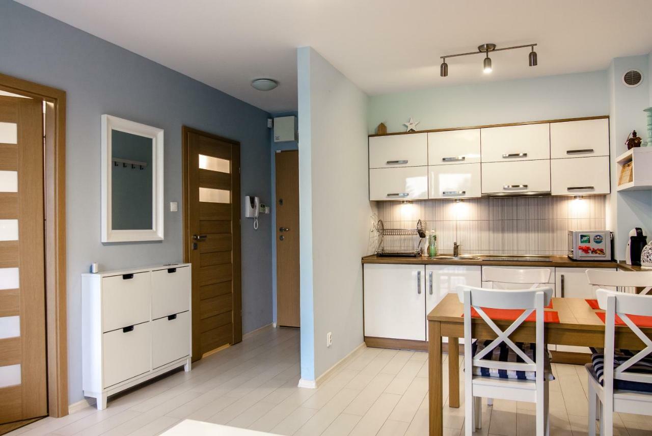 Apartament Kapitanski Bursztynowe Komnaty Darlowko Εξωτερικό φωτογραφία